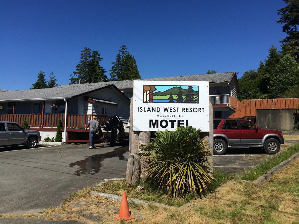 Island West Resort-Motel Ucluelet Exteriér fotografie