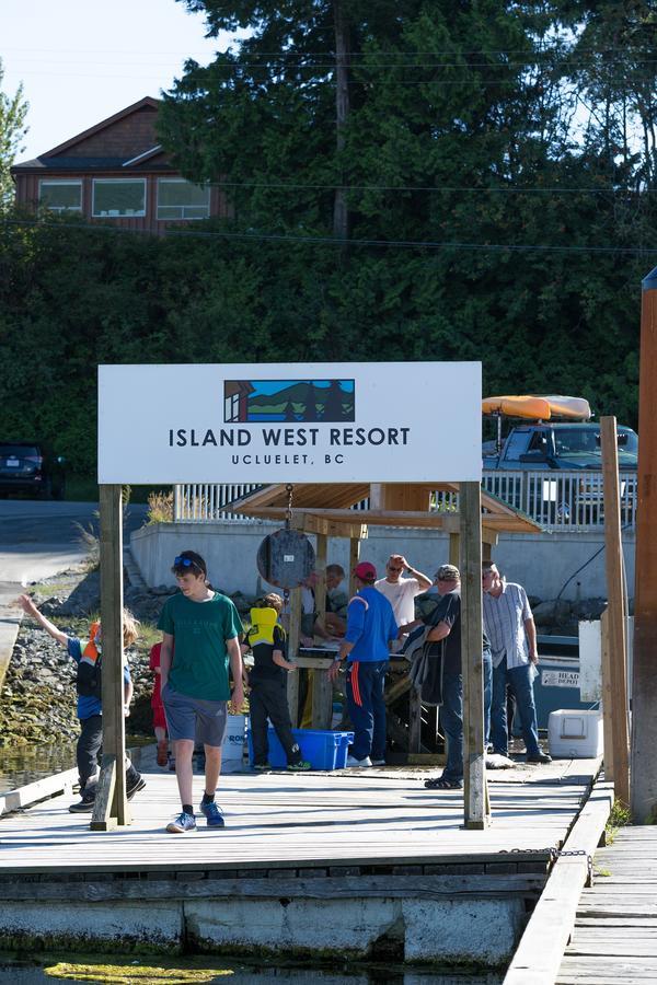 Island West Resort-Motel Ucluelet Exteriér fotografie